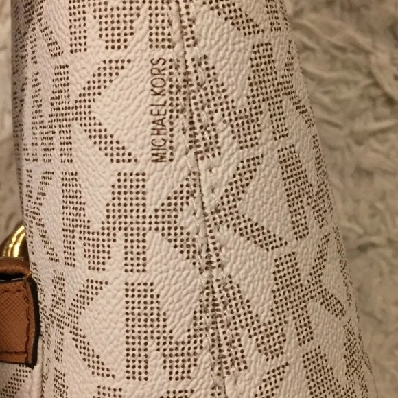 SOLD on Ebay NWT AUTHENTIC MICHAEL KORS VANILLA - Picture 3 of 7